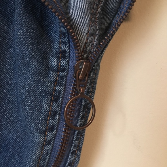 Zip Up Denim Skirt - Picture 4 of 4